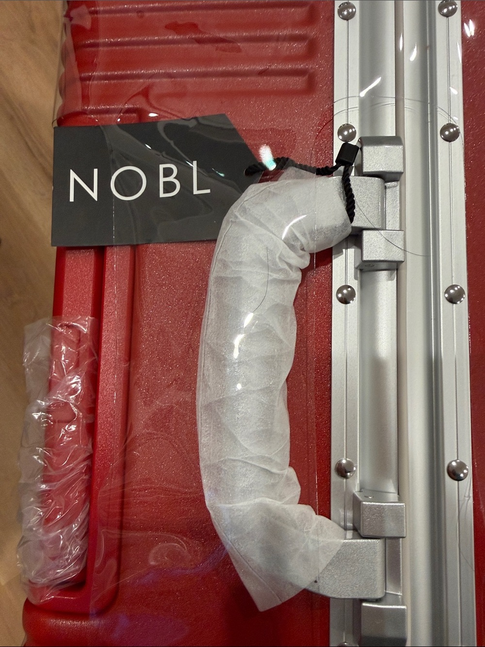 NOBL Red Hard-Shell Check In  Silver Trim 28 inch - Picture 2 of 8